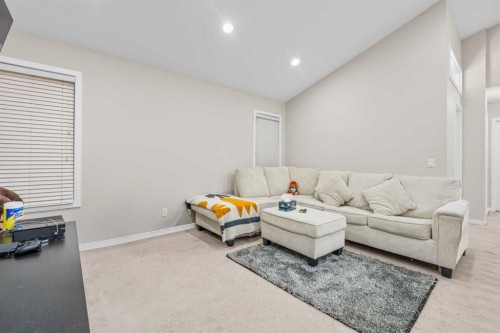 28 Panton Court Nw, Calgary, AB 