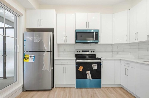2215-15 Skyview Point Crescent Ne, Calgary, AB - Indoor Photo Showing Kitchen With Stainless Steel Kitchen With Upgraded Kitchen