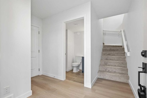 229-65 Belvedere Point Se, Calgary, AB - Indoor Photo Showing Other Room