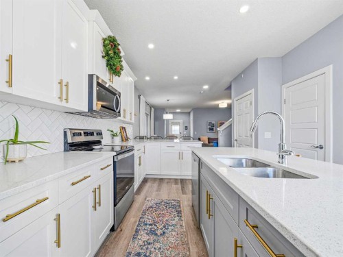 124 Highview Gate Se, Airdrie, AB 