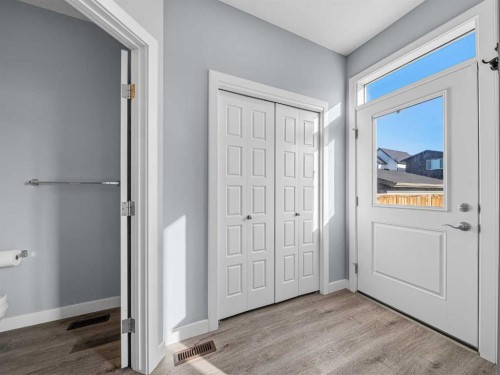 124 Highview Gate Se, Airdrie, AB 