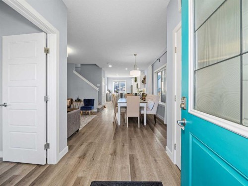 124 Highview Gate Se, Airdrie, AB 