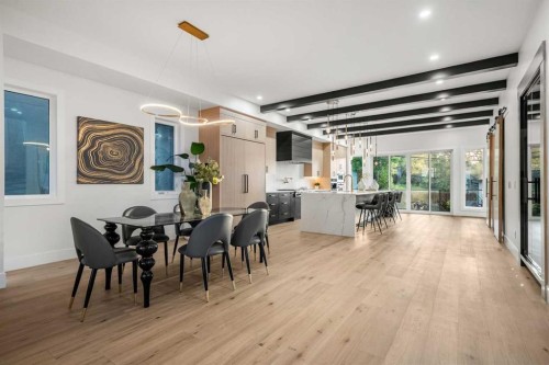 1415 24 Street Sw, Calgary, AB - Indoor Photo Showing Dining Room