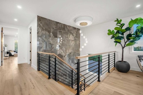 1415 24 Street Sw, Calgary, AB - Indoor Photo Showing Other Room