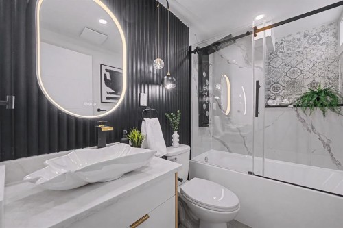 204 Martell Road Ne, Calgary, AB - Indoor Photo Showing Bathroom