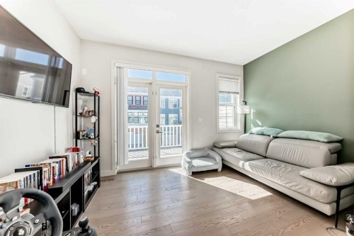 84 Sherwood Row Nw, Calgary, AB - Indoor