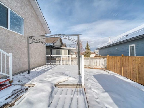 109 Somerset Close Sw, Calgary, AB - Outdoor With Deck Patio Veranda With Exterior
