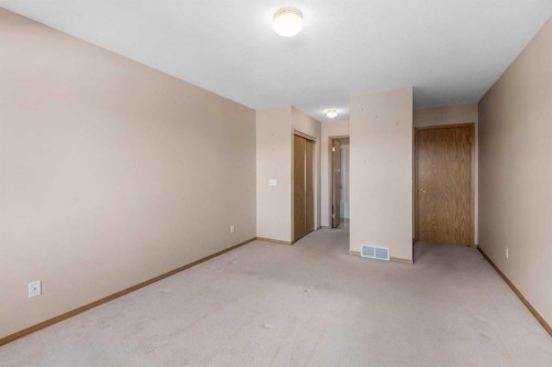 115 Chaparral Point Se, Calgary, AB - Indoor Photo Showing Other Room