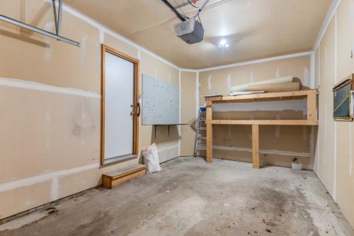 115 Chaparral Point Se, Calgary, AB - Indoor Photo Showing Other Room