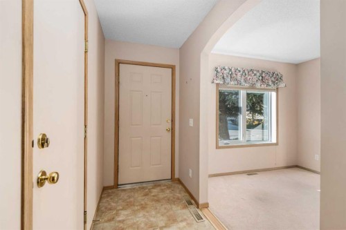 115 Chaparral Point Se, Calgary, AB - Indoor Photo Showing Other Room