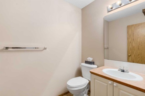 115 Chaparral Point Se, Calgary, AB - Indoor Photo Showing Bathroom