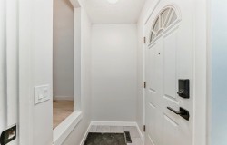 423 Regal Park NE Calgary, AB T2E 0S6