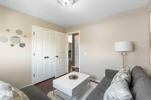 164 Hillcrest Boulevard, Strathmore, AB - Indoor