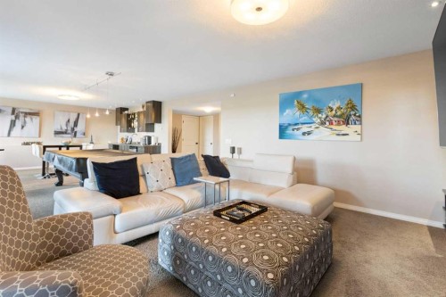 164 Hillcrest Boulevard, Strathmore, AB - Indoor Photo Showing Living Room