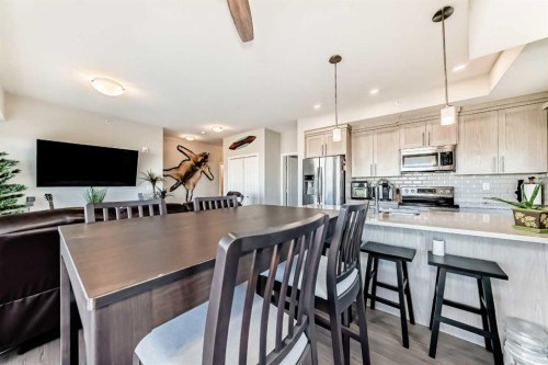 409-4150 Seton Drive Se, Calgary, AB - Indoor