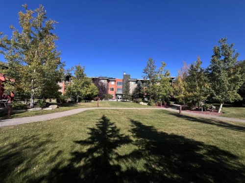 104-2727 28 Avenue Se, Calgary, AB - Outdoor