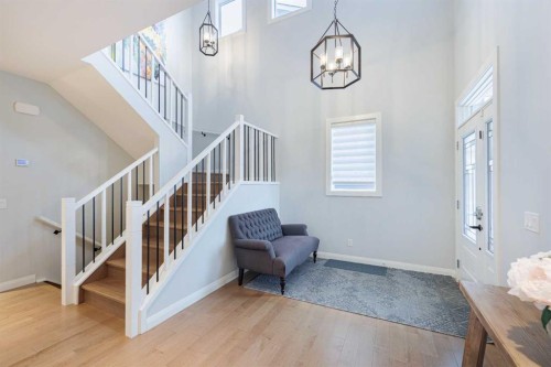 155 Crestridge Hill Sw, Calgary, AB - Indoor Photo Showing Other Room