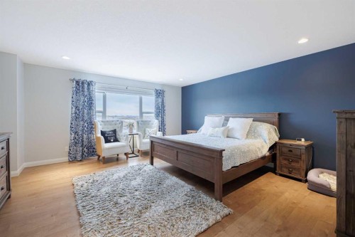 155 Crestridge Hill Sw, Calgary, AB - Indoor Photo Showing Bedroom