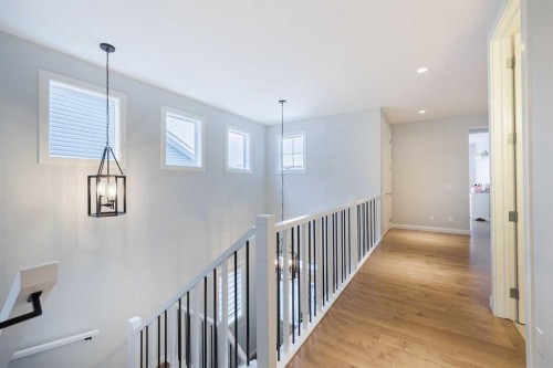 155 Crestridge Hill Sw, Calgary, AB - Indoor Photo Showing Other Room