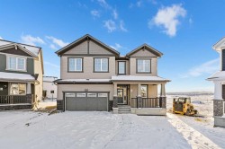 1059 Southwinds Green SW Airdrie, AB T4B 3T1