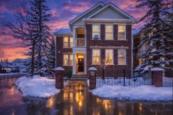 12-10 St Julien Drive SW Calgary, AB T2T 6E2