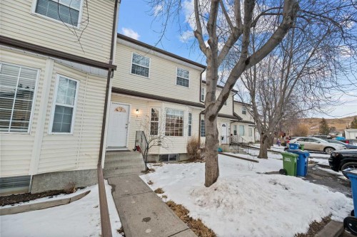 7-120 First Street EAST Cochrane, AB T0L 1W0