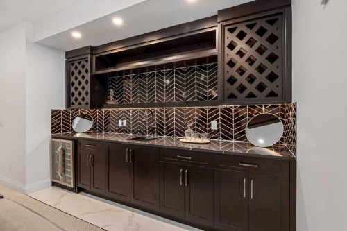 2032 41 Avenue Sw, Calgary, AB - Indoor Photo Showing Other Room