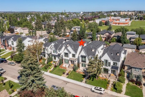 2032 41 Avenue Sw, Calgary, AB - Outdoor With View