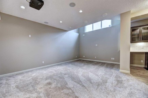 70 Masters Crescent Se, Calgary, AB - Indoor Photo Showing Other Room