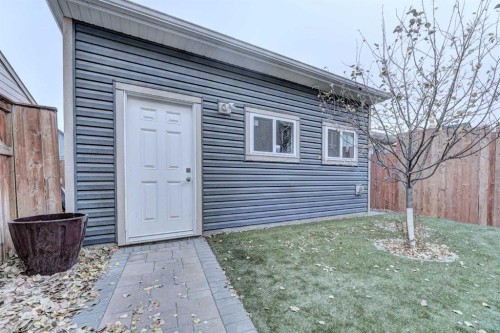 70 Masters Crescent Se, Calgary, AB - Outdoor
