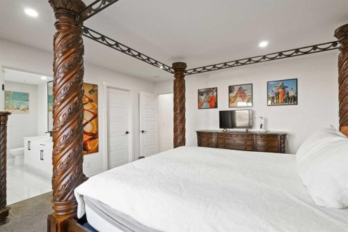 818 Edgefield Street, Strathmore, AB - Indoor Photo Showing Bedroom