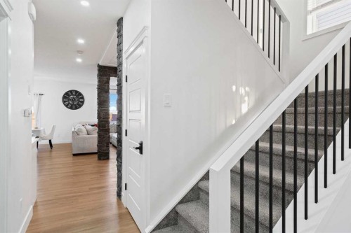 818 Edgefield Street, Strathmore, AB - Indoor Photo Showing Other Room