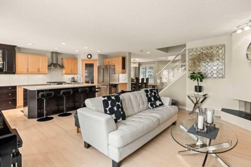 18 Simcoe Terrace Sw, Calgary, AB - Indoor