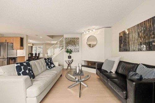 18 Simcoe Terrace Sw, Calgary, AB - Indoor Photo Showing Living Room