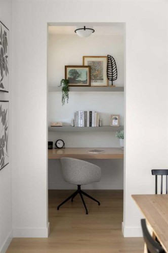 28 Sunvalley View, Cochrane, AB - Indoor