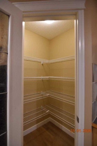 78 Somerglen Way Sw, Calgary, AB - Indoor With Storage