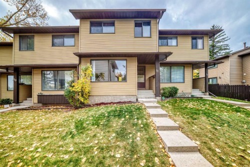 #11-380 Bermuda Drive NW Calgary, AB T3K 2B2