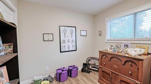 7508 7 Street Nw, Calgary, AB - Indoor Photo Showing Other Room
