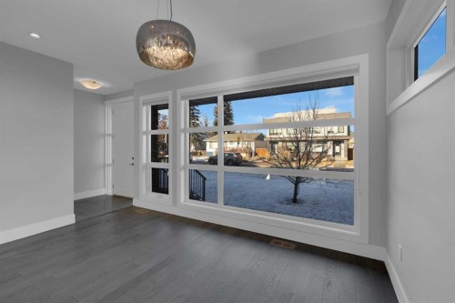 2319 23 Avenue Sw, Calgary, AB - Indoor Photo Showing Other Room