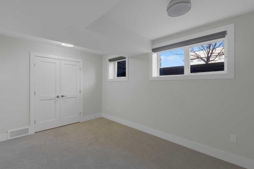 2319 23 Avenue Sw, Calgary, AB - Indoor Photo Showing Other Room
