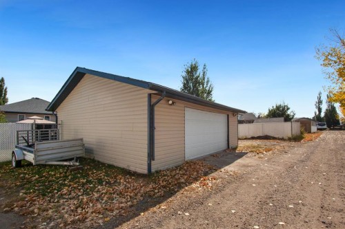 40 Douglas Close, Penhold, AB - Outdoor With Exterior