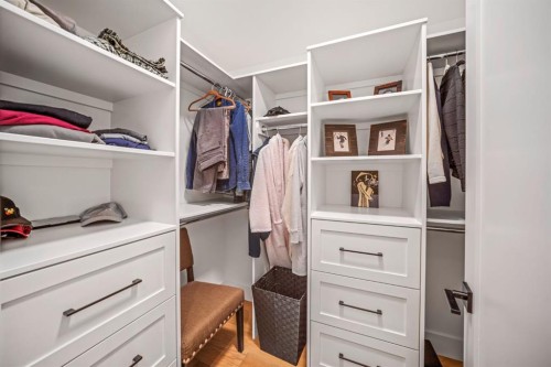 4-810 3Rd Street, Canmore, AB - Indoor With Storage