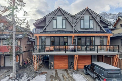 4-810 3Rd Street, Canmore, AB - Outdoor