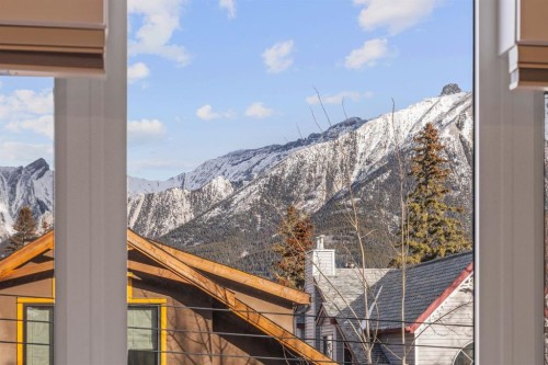 4-810 3Rd Street, Canmore, AB -  Photo Showing Other Room