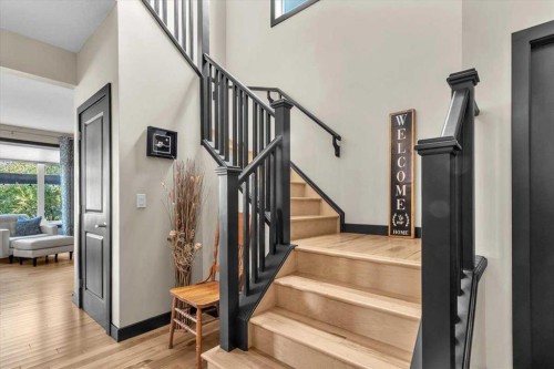 58 Valley Pointe Way Nw, Calgary, AB - Indoor Photo Showing Other Room