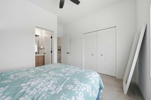 93 Walgrove Common Se, Calgary, AB - Indoor Photo Showing Bedroom