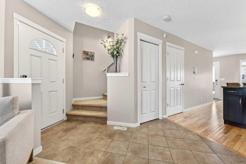 336 Cranberry Circle Se, Calgary, AB - Indoor Photo Showing Other Room