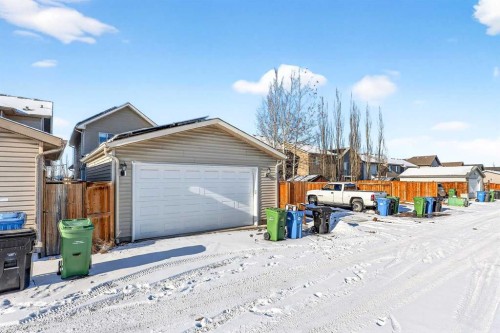 336 Cranberry Circle Se, Calgary, AB - Outdoor