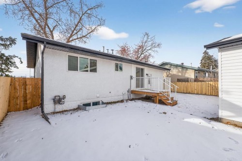 432 Ogden Drive Se, Calgary, AB - Outdoor With Exterior