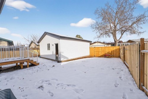 432 Ogden Drive Se, Calgary, AB - Outdoor